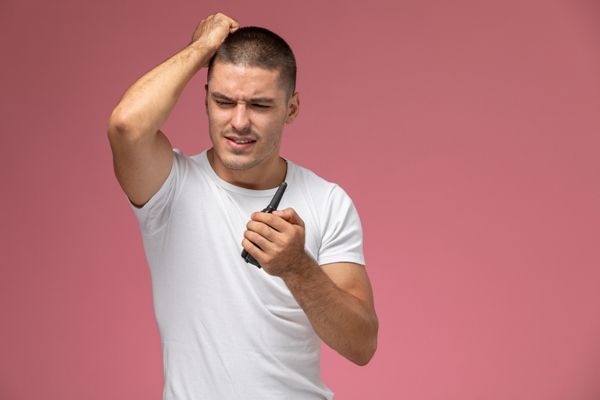 Minoxidil, ¿qué es y cómo ayuda a la caída del pelo? 4