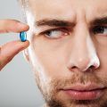 Las mejores cápsulas anticaída para el pelo en hombre